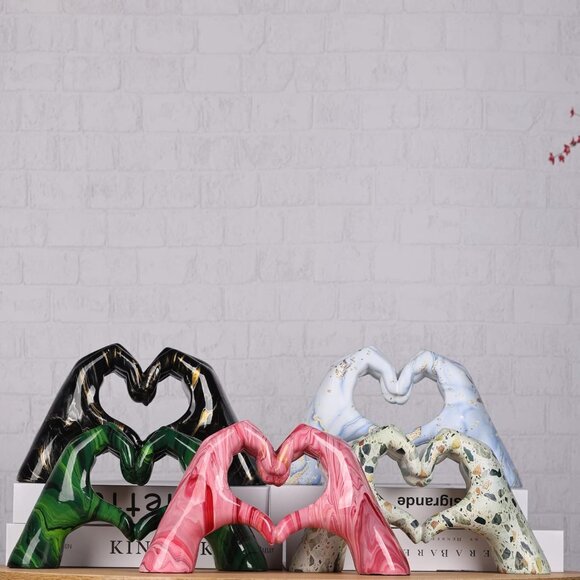 Resin Sculpture, Fluid Green Heart Decoration, Modern Art Statue for Home Decor - Picture 7 of 8